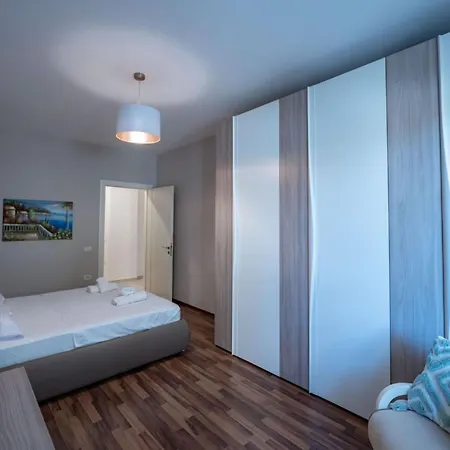 Beachfront Sion *
