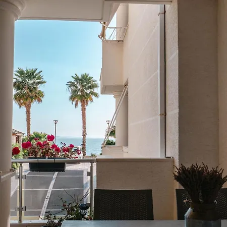 Appartamento Beachfront Sion Sarandë