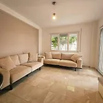 Apartment Beachfront Sion Sarande