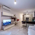 Beachfront Sion Apartment Sarande
