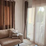 Daire Beachfront Sion