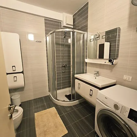 Beachfront Sion * Sarandë