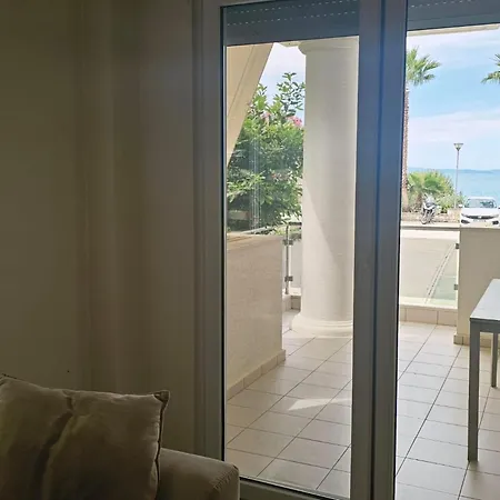 Beachfront Sion 아파트 Sarandë